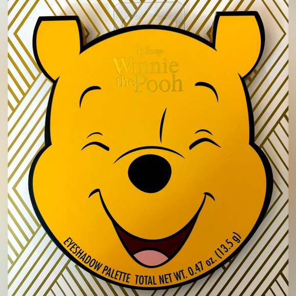 DISNEY WINNIE THE POOH EYESHADOW PALETTE - Picture 12 of 13